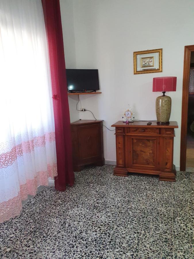 Appartamento A Telti Con Giardino Privato E Posto Auto Zewnętrze zdjęcie